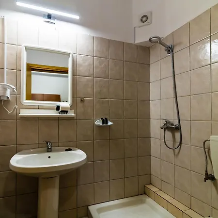 Elation Aparthotel 3*