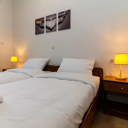 Elation Aparthotel